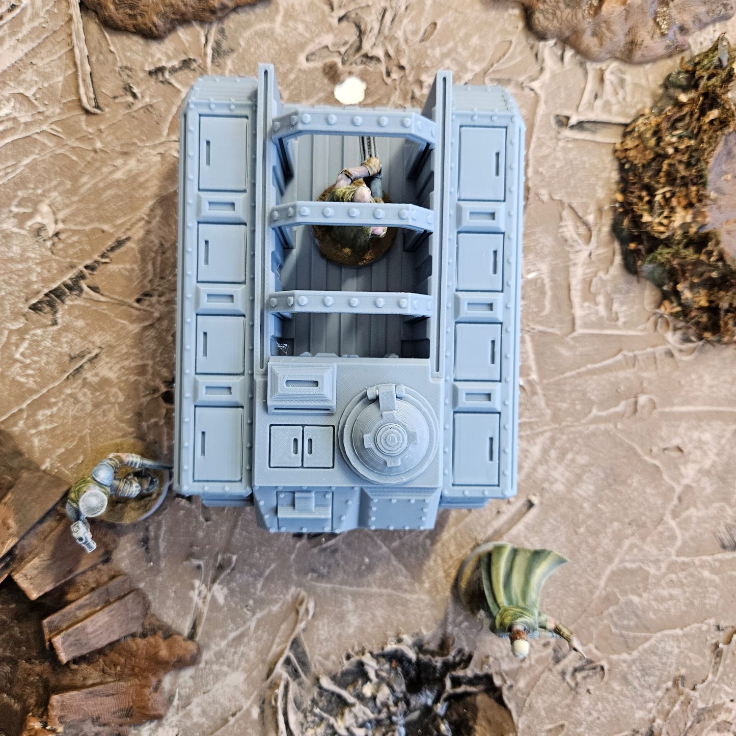 Open topped APC ' Iron Chariot ' - Armoured Personnel Carrier - 28mm-32mm - FDM Printed.